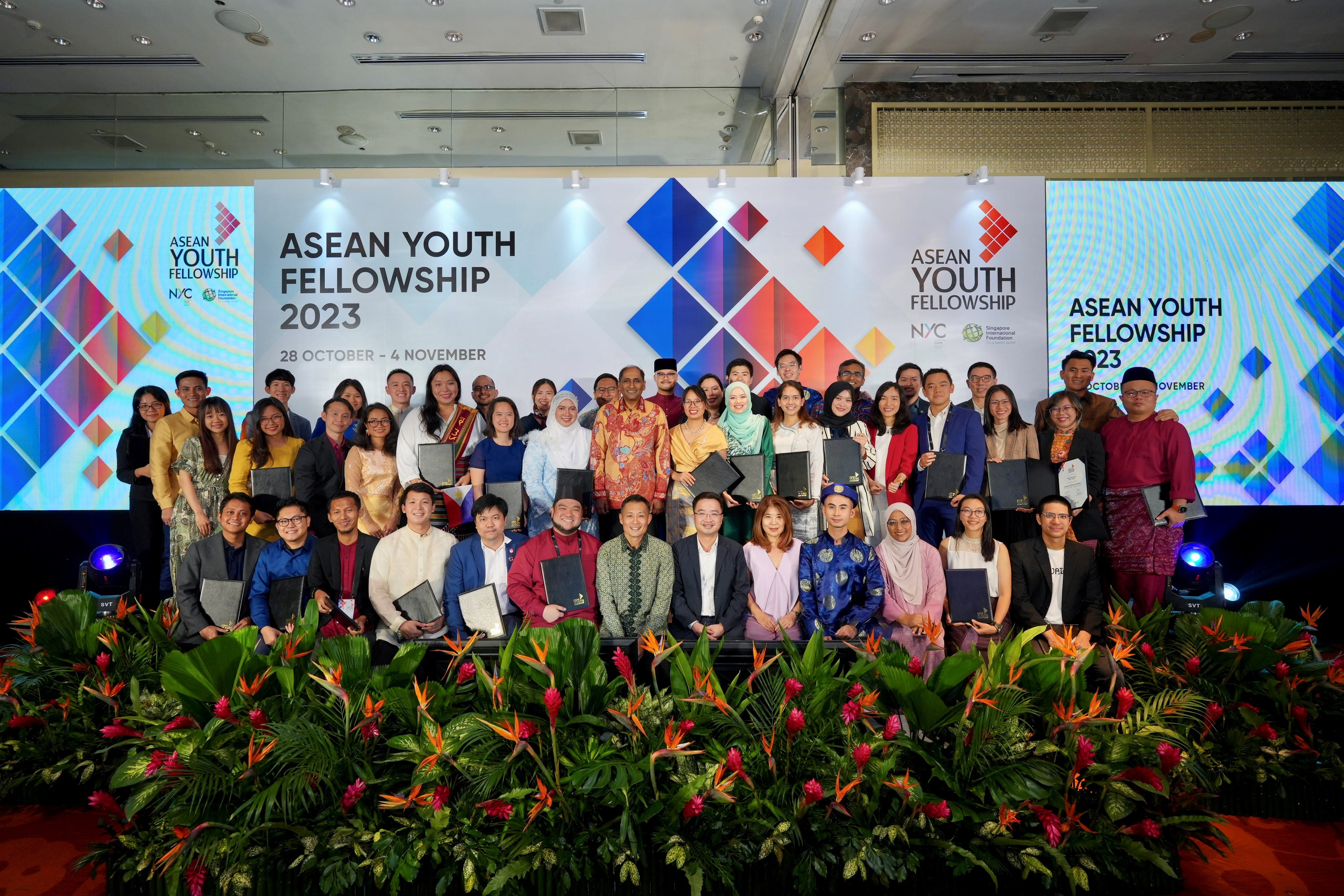 AYF23-11