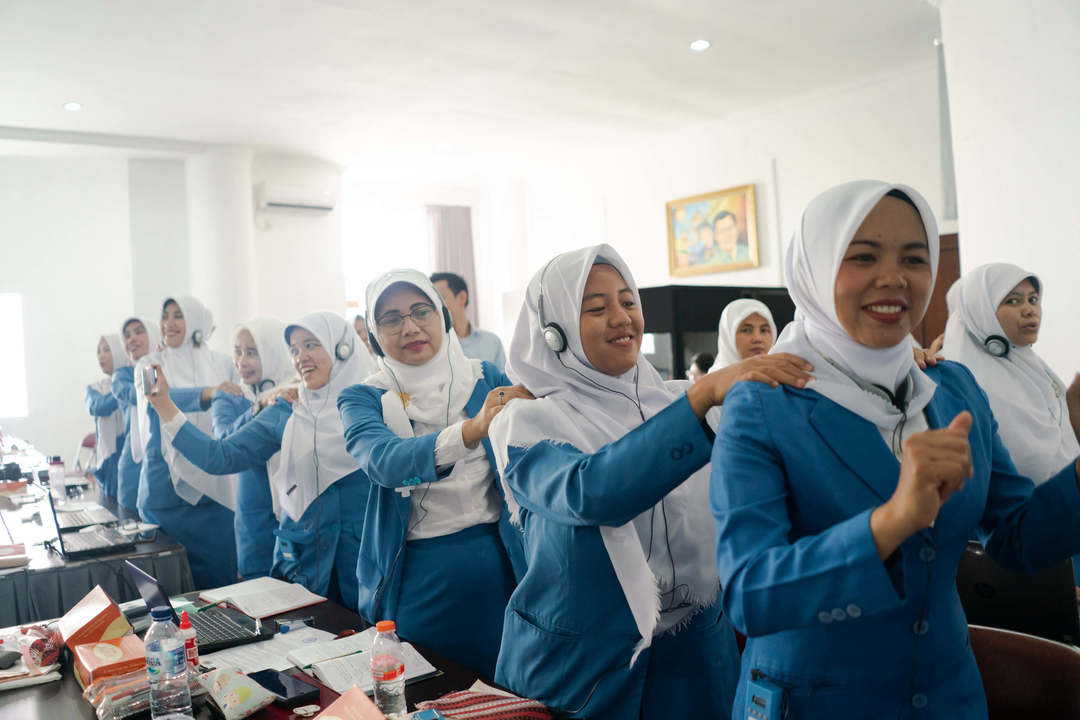 The first workshop, which covered Quality Teacher-Child Interactions and Building Collaborative Relationships with Families, commenced shortly after the launch ceremony, beginning with a short ice-breaking activity among the trainees. 