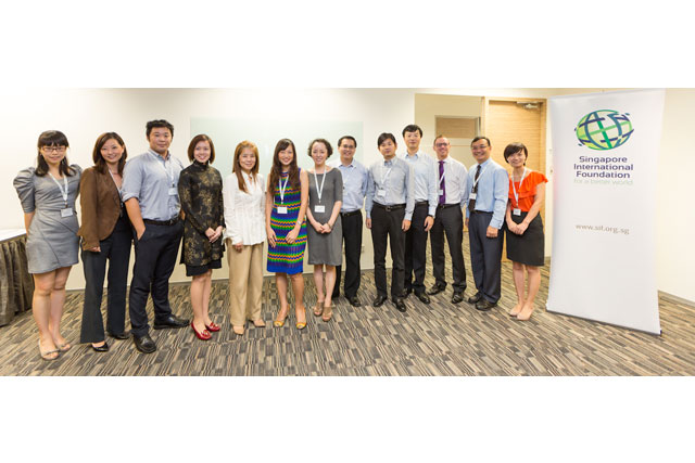 Farewell ceremony: Our six Shanghai YBAs and SIF Executive Director Jean Tan (fifth from left) with representatives of YBA host companies.