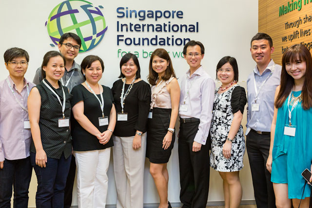 Farewell ceremony: Singapore YBA alumni reconnecting at the farewell reception of the 2012 Shanghai YBAs.