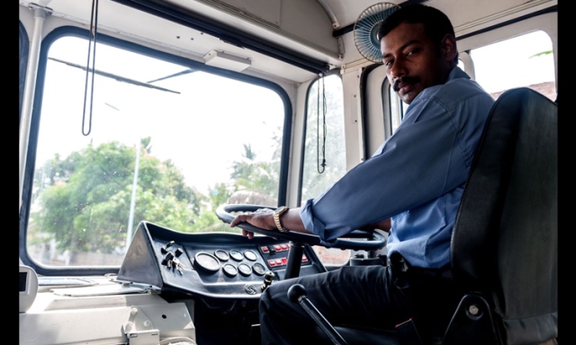 A mobile library stocked with English books was donated to the Jaffna Public Library for operation among 38 schools and institutions for 3,000 youths to enhance their English communication skills.