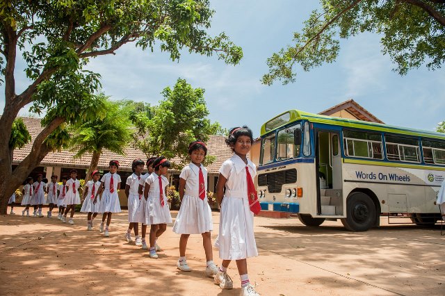 A mobile library sponsored by Modern Montessori International Group (MMI) was donated to the Jaffna Public Library for operation among 38 schools and institutions, reaching out to an estimated 3,000 youths between 10 to 18 years.