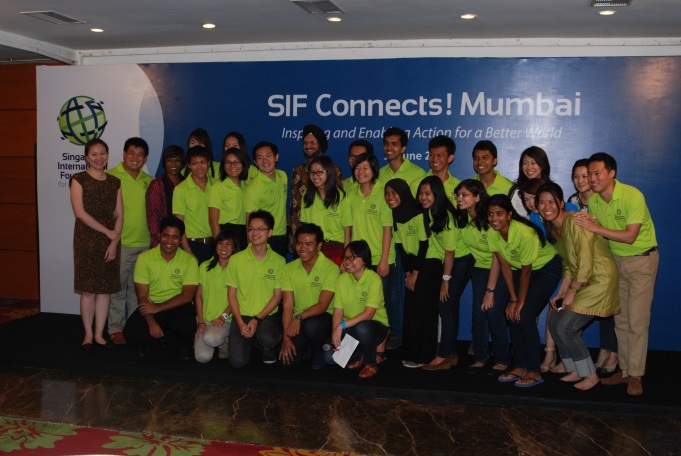 The 2014 YSE Study Visit cumulating with a close at SIF! Connects in Mumbai.The event reconnects our programme partners and alumni in India, YSE participants and our Friends of Singapore (FOS) community. Guests at the event also learnt about SIF’s capacity building programmes in Tamil Nadu and Karnataka in the areas of healthcare and education.
