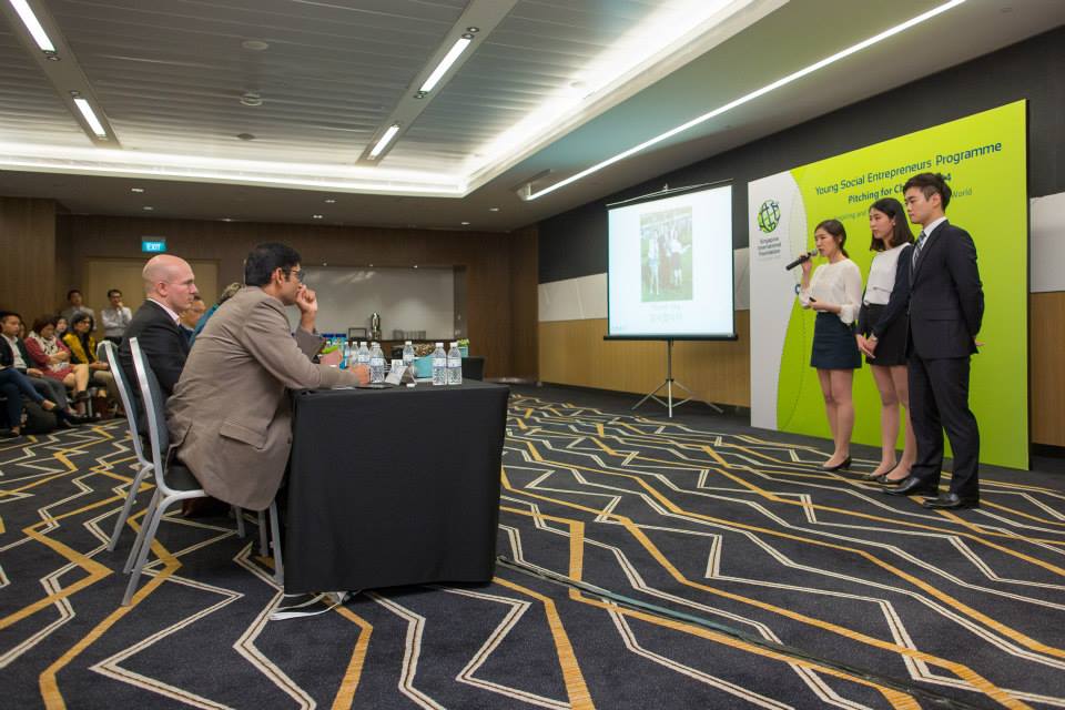 Another YSE 2014 winner,Eden Greening 에덴 from South Korea, pitching their plan to develop eco-friendly solutions to promote urban greenery in their country.