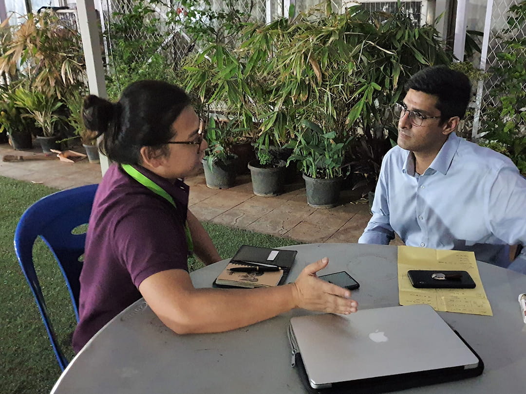 Singaporeans living in Bangalore such as Hussain Somjee, Managing Director, MIMI Homes Pvt Ltd (right) also volunteered their time to mentor and guide the YSEs on problems they were facing in their entrepreneurial journey. Hussain, having managed and expanded two family businesses from Singapore to India, emphasised the importance on having clear and focused plans for any business to remain sustainable to competitive. 