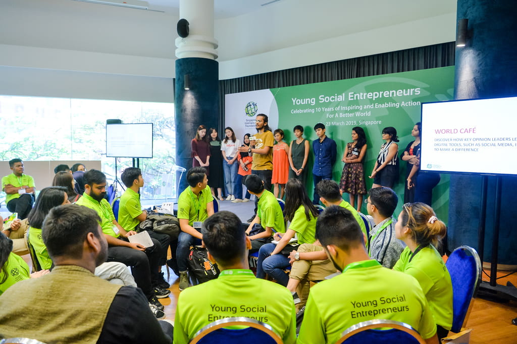The YSEs met 13 Key Opinion Leaders from the across the region at an interactive World Cafe Session, where they learnt about how to leverage on social media to advocate for positive social change.