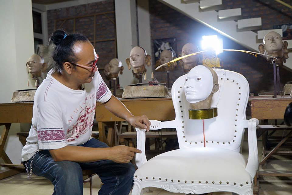 Indonesian artist Heri Dono and his work in progress for the Chairity project.
