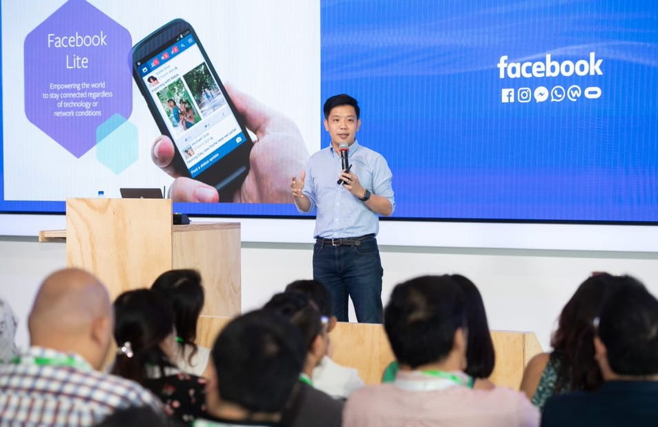 During the visit to Facebook, Head of Public Policy (ASEAN), Alvin Tan shared with the Fellows on the past and upcoming developments of Facebook.