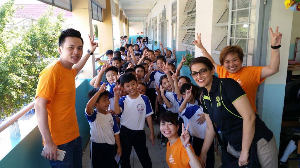  The schoolchildren are as excited as our Singapore International Volunteers about attending English language classes!