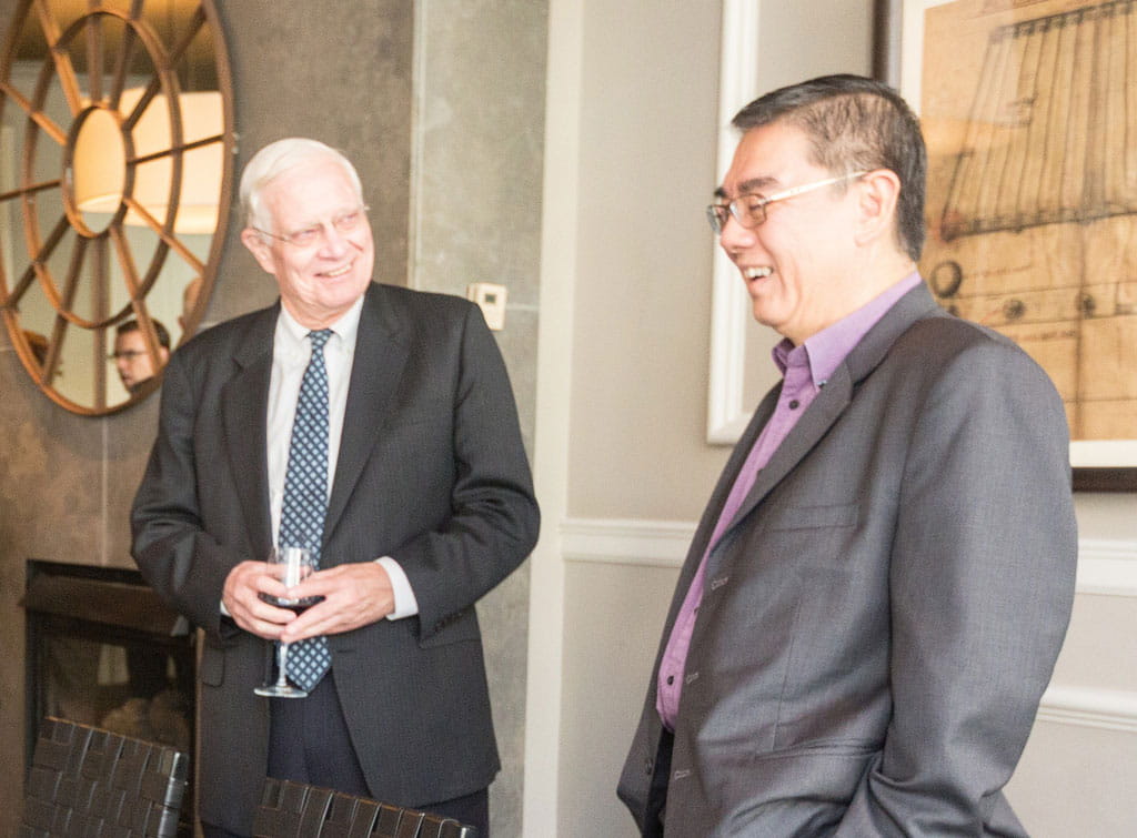 SIF chairman Ambassador Ong Keng Yong (right) reconnecting with longtime American Friend of Singapore USAI senior advisor Dr Anthony Cordesman. Dr Cordesman was in the first delegation of congressional staffers who visited Singapore in 1991 under the US Congressional Staffers Visit Programme.