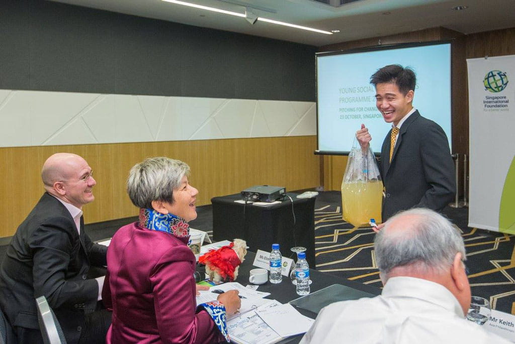 YSE Pitching for Change 2015