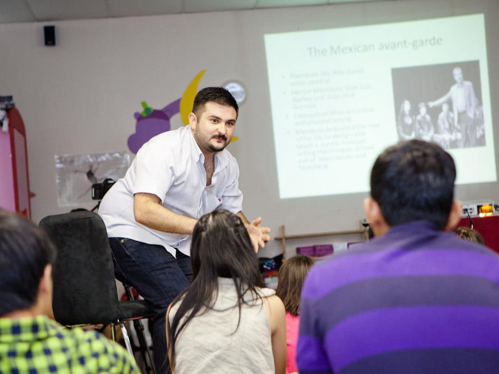 Mexican theatre director, Felipe Cervera, who directed the first Mexican play at the M1 Singapore Fringe Festival early this year, talks about traditional and contemporary Mexican theatre.