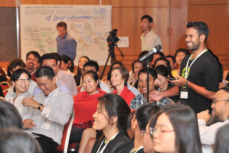 Akhtar Mohammed from the YSE 2012 programme posing a question