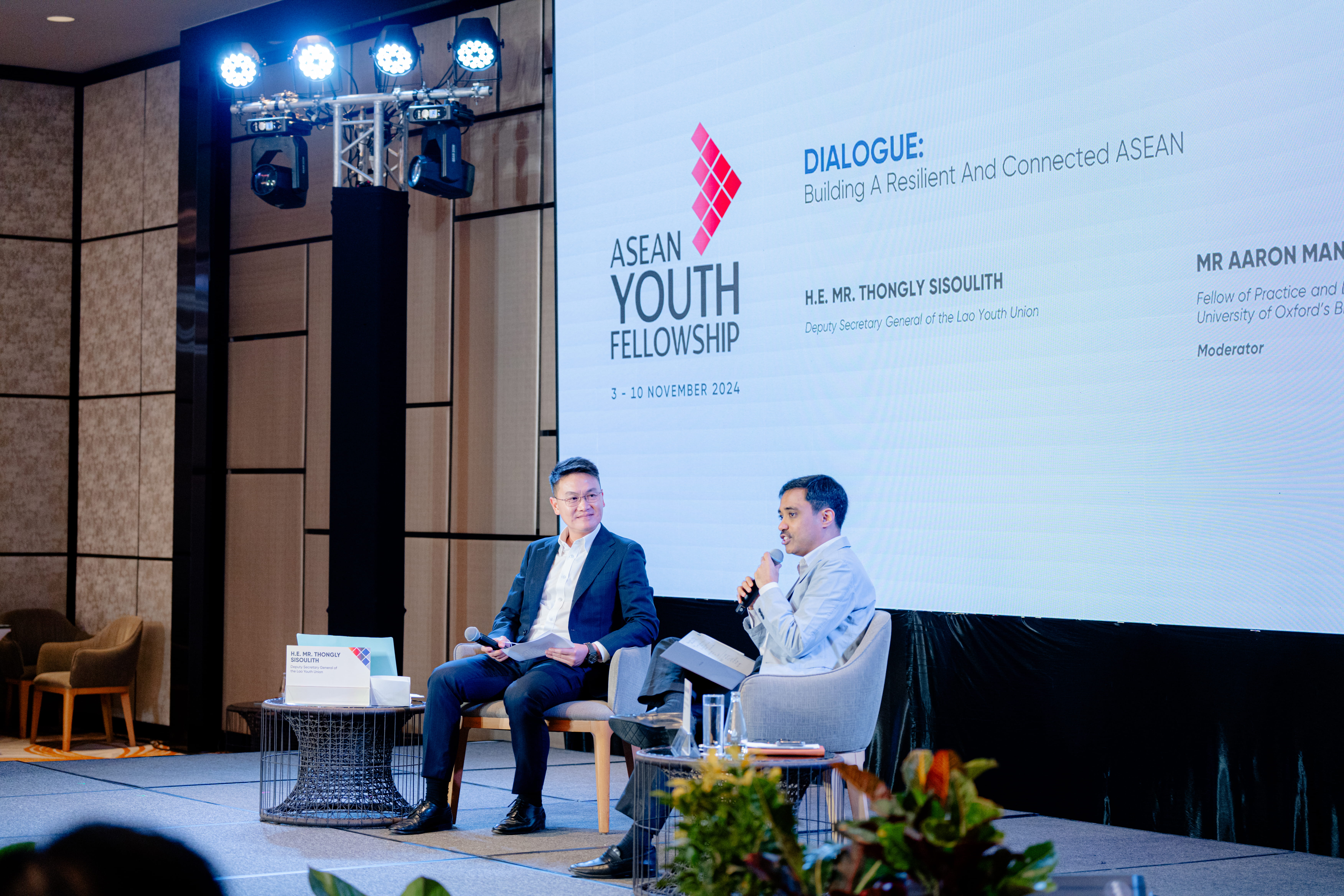 The Deputy Secretary General of the Lao Youth Union, His Excellency Thongly Sisoulith (left) engaged Fellows at a dialogue in Vientiane on how ASEAN states can work together to overcome challenges in the region.