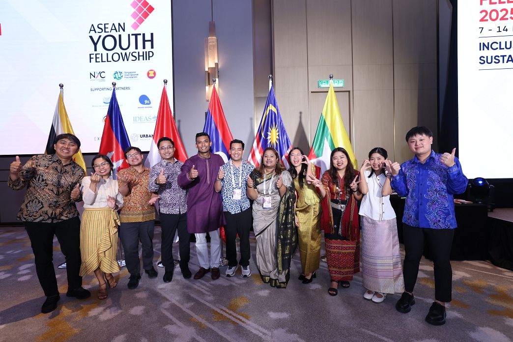Fellows celebrate regional diversity through traditional attire and music. Lara Jean Lupenario Salaysay (second from left) and Rueban Manokara (fifth from left) alongside fellow changemakers at the at the ASEAN Youth Fellowship (AYF) 2025 co-organised by the Singapore International Foundation (SIF) and the National Youth Council (NYC) Singapore.