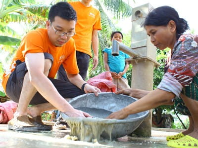 Since March 2012, groups of Singapore International Volunteers (SIV) have been visiting Kampong Speu to work with the villagers to provide access to clean drinking water