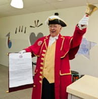 'Hear ye, hear ye!'